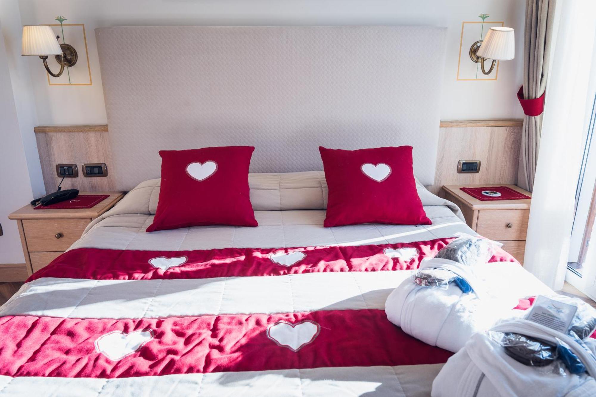 Hotel Alle Alpi موينا المظهر الخارجي الصورة