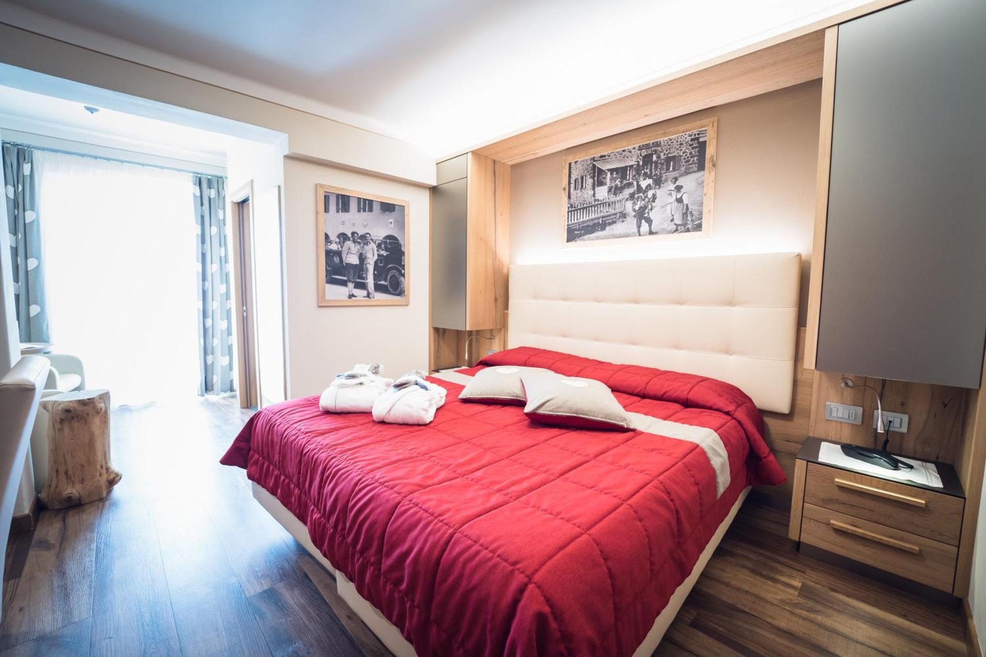 Hotel Alle Alpi موينا المظهر الخارجي الصورة