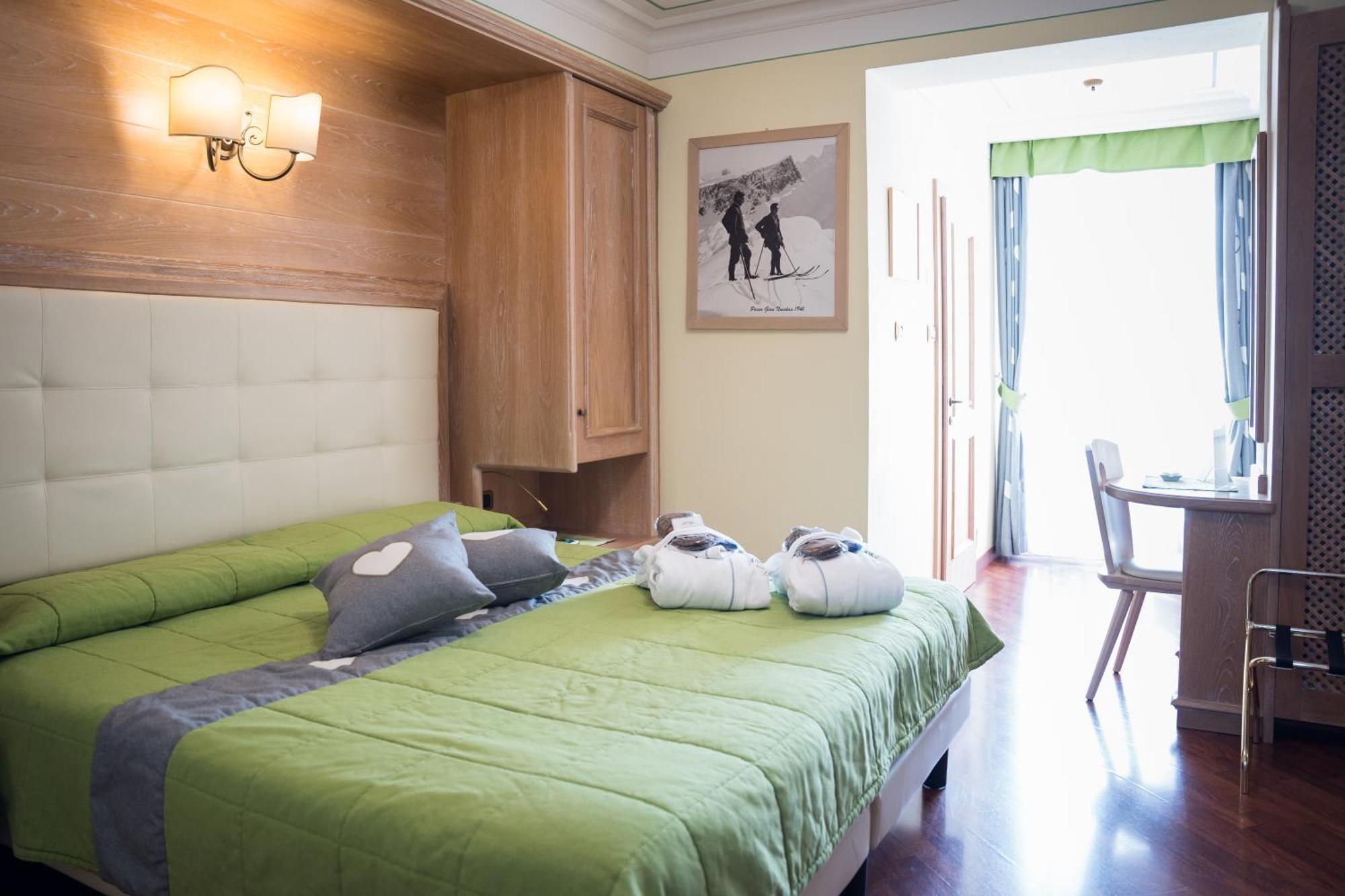 Hotel Alle Alpi موينا المظهر الخارجي الصورة