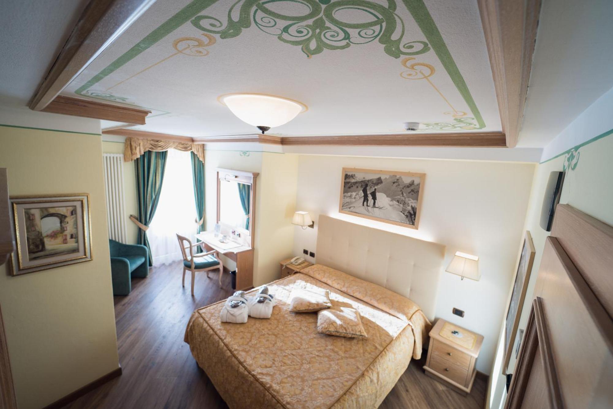 Hotel Alle Alpi موينا المظهر الخارجي الصورة
